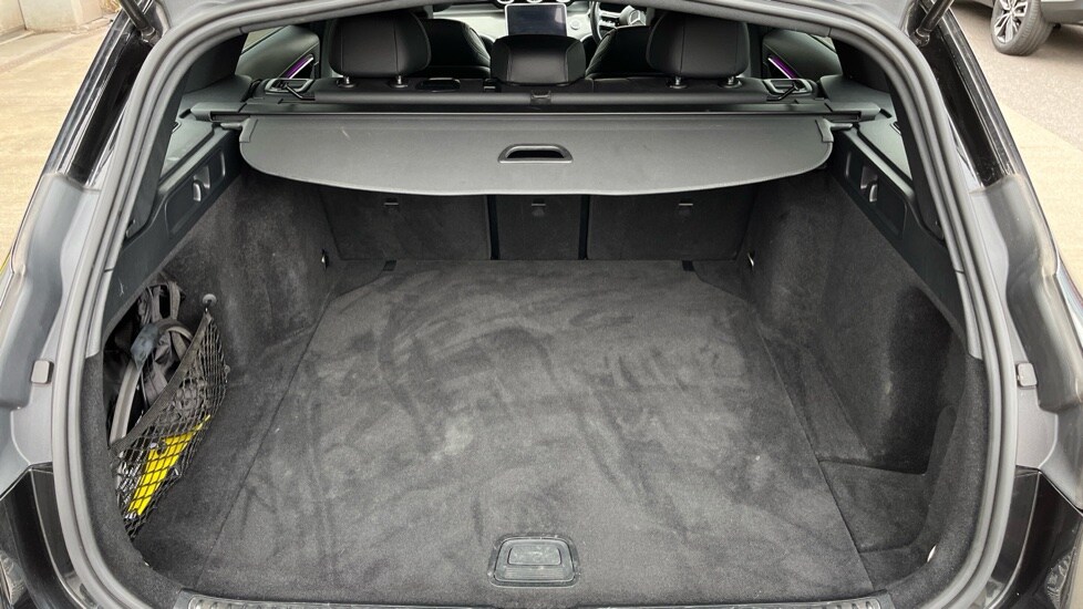 Used Mercedes-Benz C Class 2022 for sale - 76112288: Photo 15