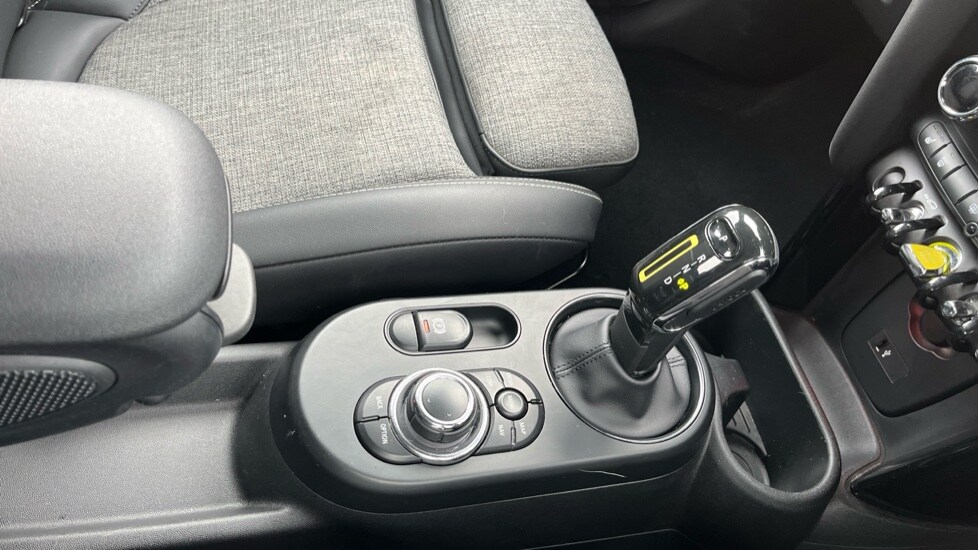 Used MINI Hatch 2021 for sale - 76514864: Photo 29