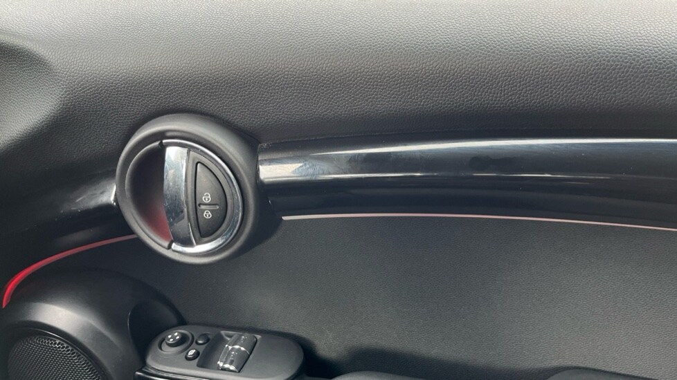 Used MINI Hatch 2021 for sale - 76514864: Photo 31