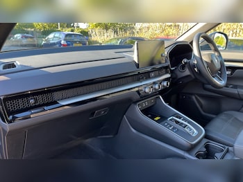 Used Honda CR-V 2024 for sale - 76079102: Photo 2