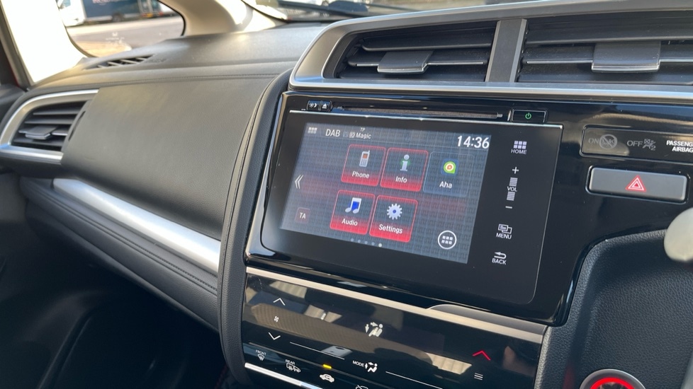 Used Honda Jazz 2018 for sale - 76602812: Photo 15