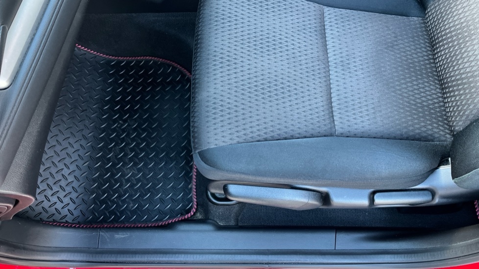 Used Honda Jazz 2018 for sale - 76602812: Photo 29