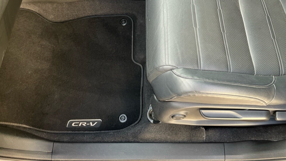 Used Honda CR-V 2018 for sale - 76466506: Photo 30