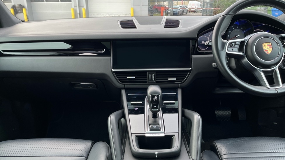 Used Porsche Cayenne 2019 for sale - 76856449: Photo 12