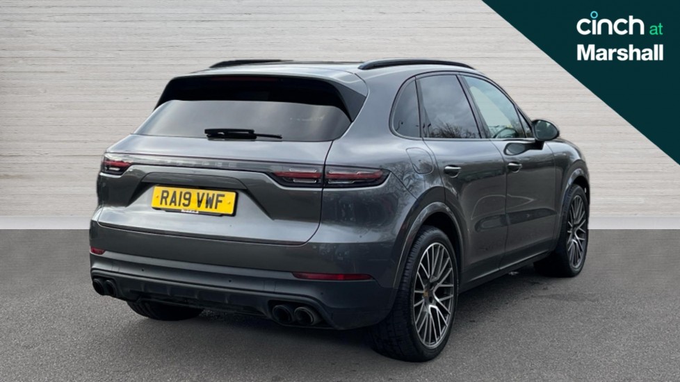 Used Porsche Cayenne 2019 for sale - 76856449: Photo 3