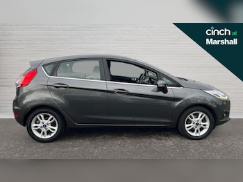 Used Ford Fiesta 2016 for sale - 76404643: Photo