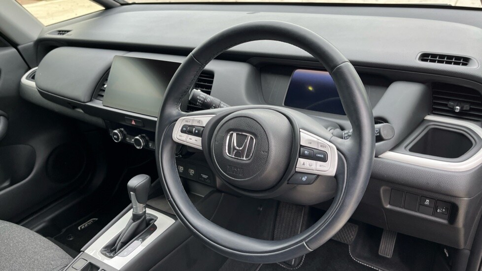 Used Honda Jazz 2024 for sale - 76350878: Photo 14