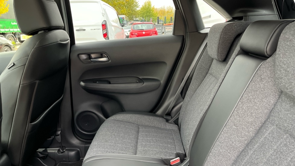 Used Honda Jazz 2024 for sale - 76350878: Photo 8