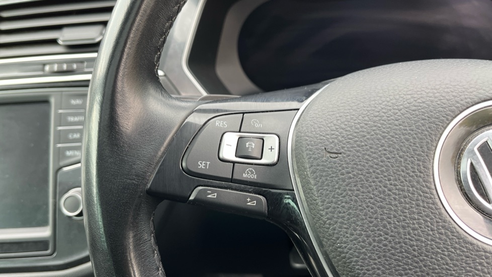 Used Volkswagen Tiguan 2016 for sale - 76580030: Photo 22