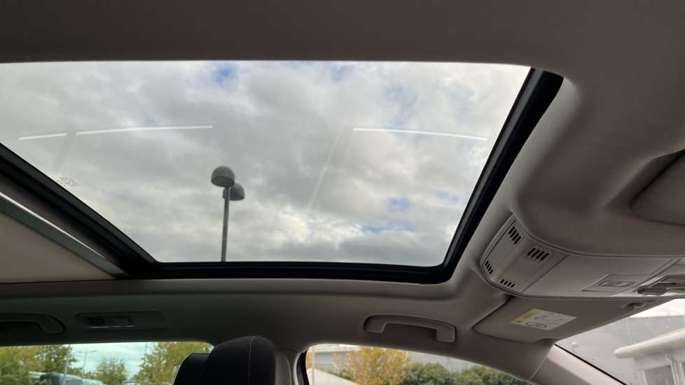 Used Volkswagen Tiguan 2016 for sale - 76580030: Photo 30