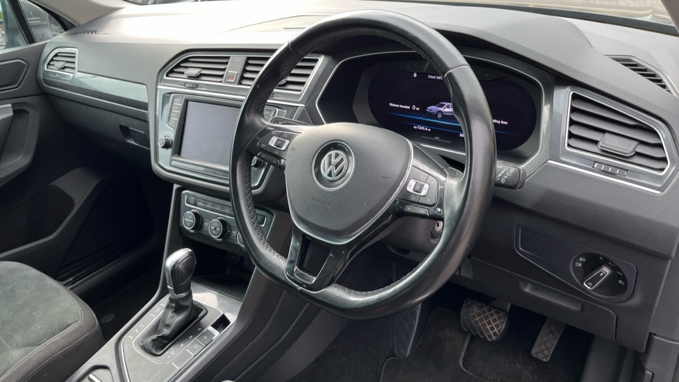 Used Volkswagen Tiguan 2016 for sale - 76580030: Photo 9