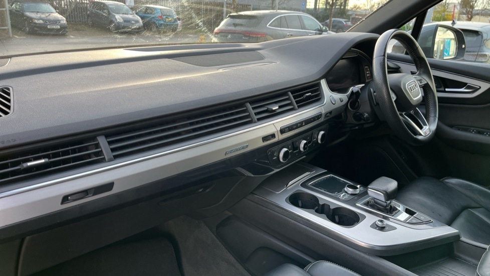 Used Audi Q7 2019 for sale - 76773079: Photo 10