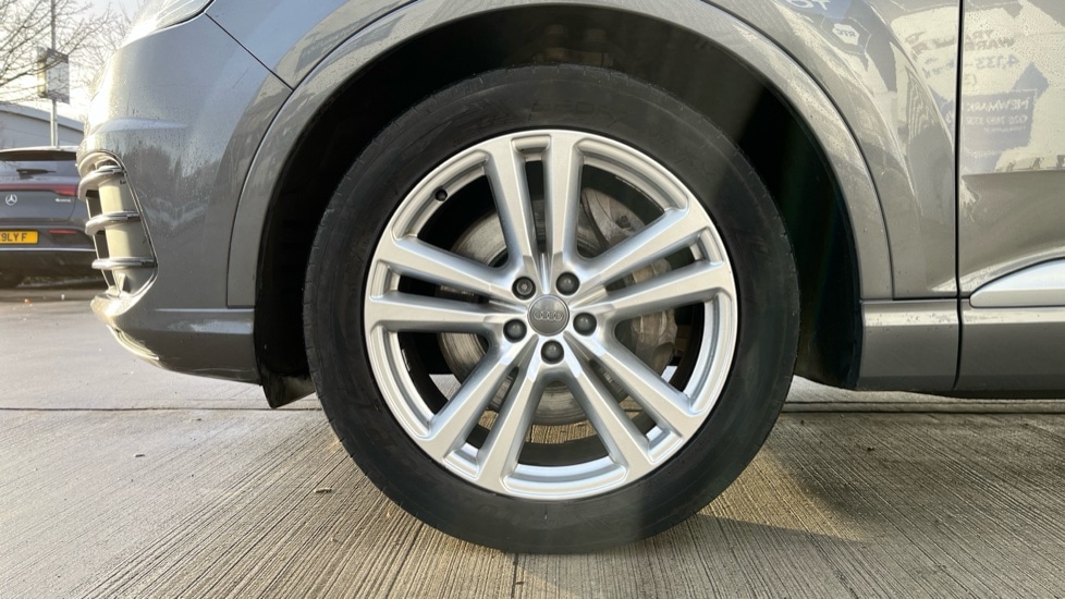 Used Audi Q7 2019 for sale - 76773079: Photo 17