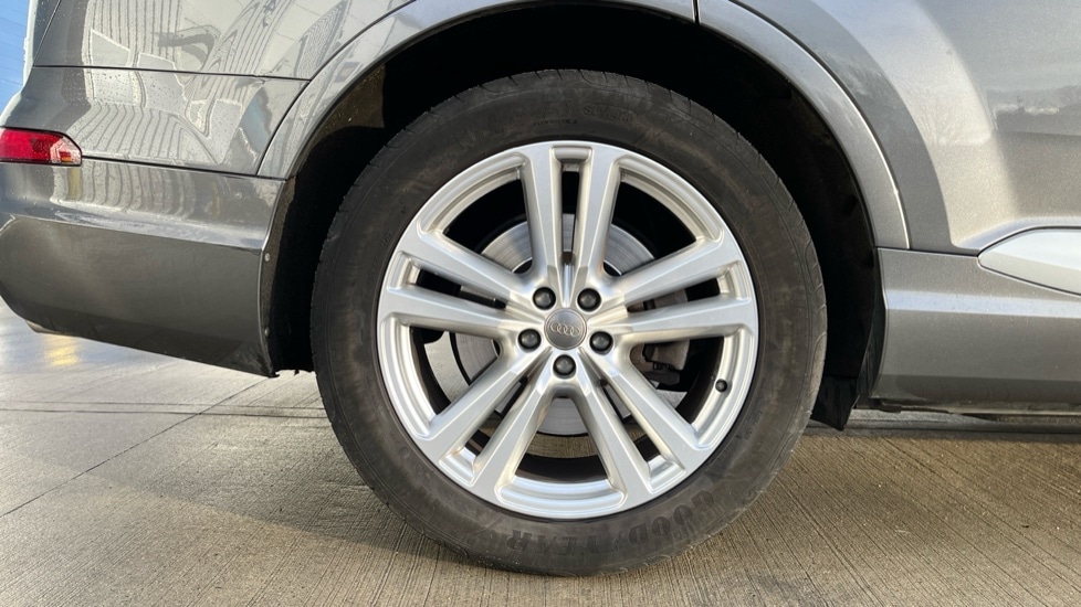Used Audi Q7 2019 for sale - 76773079: Photo 19