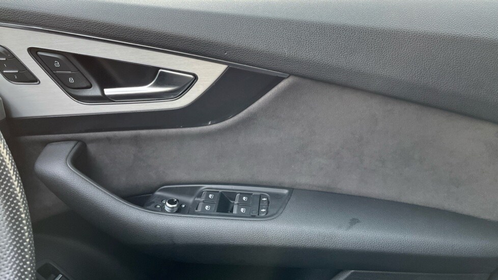 Used Audi Q7 2019 for sale - 76773079: Photo 31
