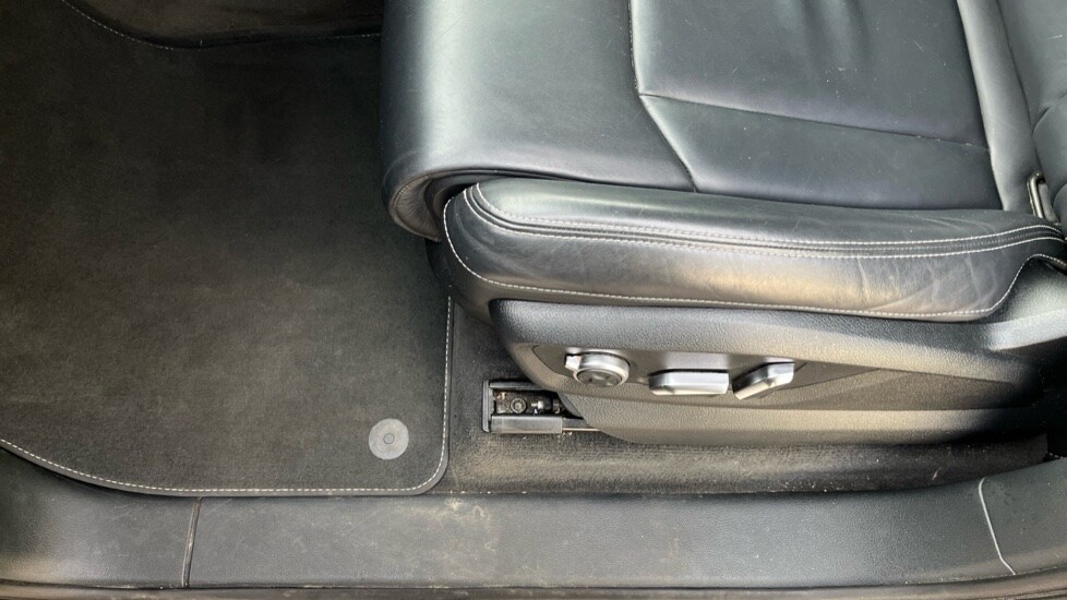 Used Audi Q7 2019 for sale - 76773079: Photo 33