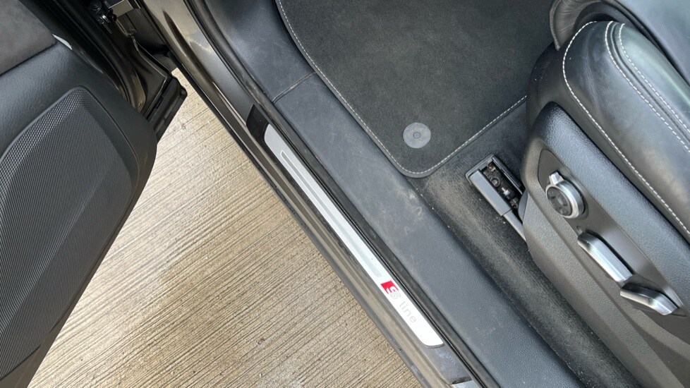 Used Audi Q7 2019 for sale - 76773079: Photo 38