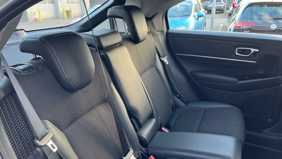 Used Honda HR-V 2023 for sale - 76428245: Photo 8