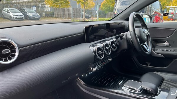 Used Mercedes-Benz A-Class 2019 for sale - 76297364: Photo 10