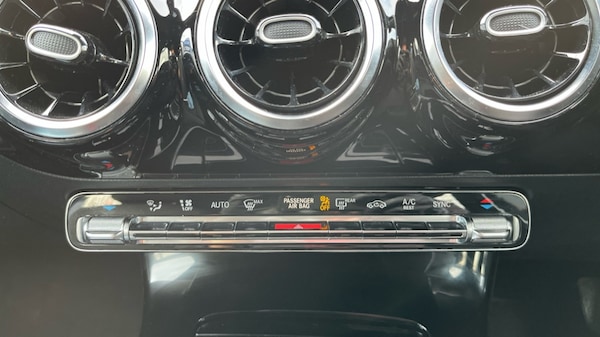 Used Mercedes-Benz A-Class 2019 for sale - 76297364: Photo 33
