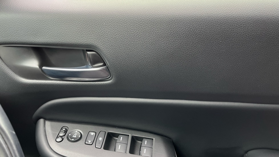 Used Honda Jazz 2022 for sale - 76361859: Photo 28