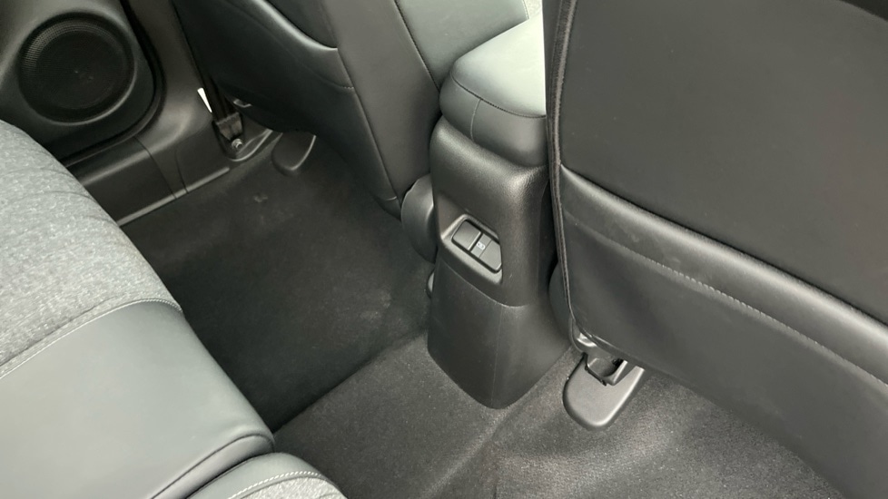 Used Honda Jazz 2022 for sale - 76361859: Photo 31