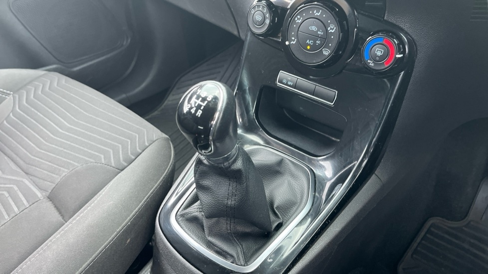 Used Ford Fiesta 2016 for sale - 76684121: Photo 27