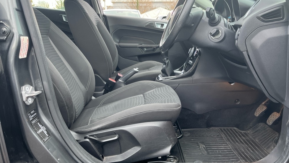 Used Ford Fiesta 2016 for sale - 76684121: Photo 31
