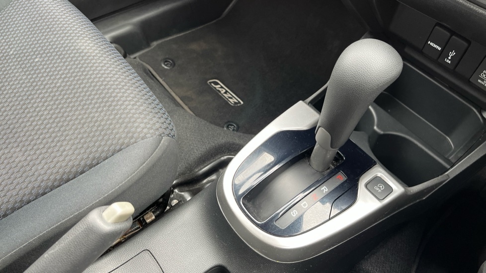 Used Honda Jazz 2018 for sale - 76404718: Photo 27