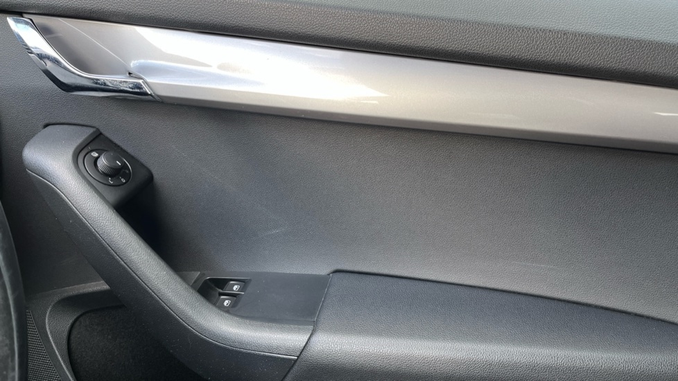 Used Skoda Octavia 2017 for sale - 76479859: Photo 27