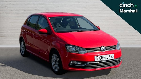 Used Volkswagen Polo 2015 for sale - 76254955: Photo 1