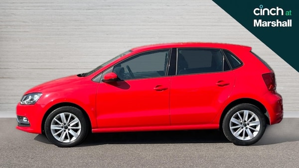 Used Volkswagen Polo 2015 for sale - 76254955: Photo 6