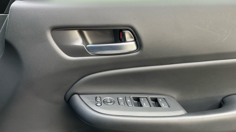 Used Honda Jazz 2023 for sale - 76428196: Photo 29