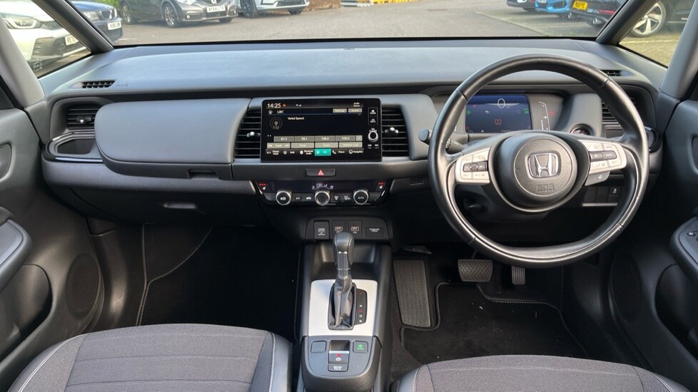 Used Honda Jazz 2023 for sale - 76428196: Photo 4