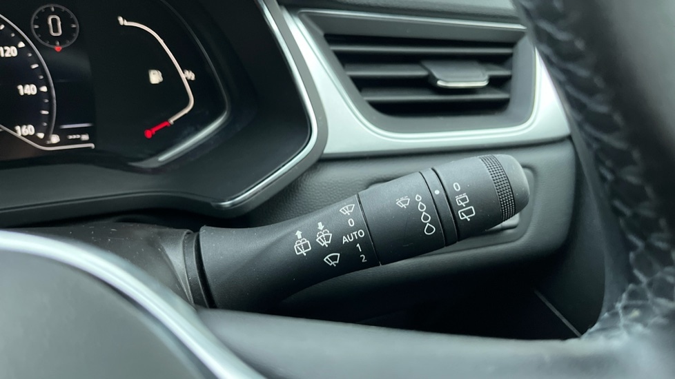 Used Renault Captur 2023 for sale - 76514720: Photo 25