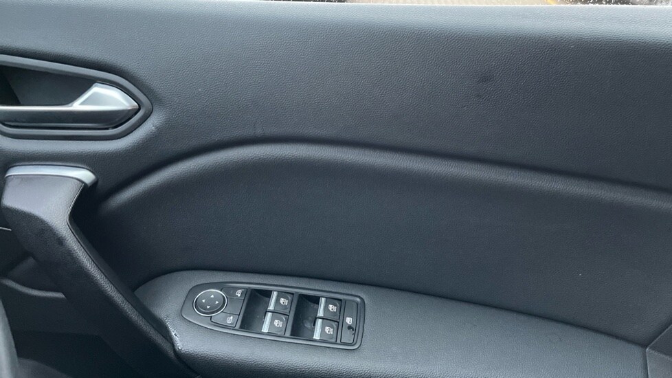 Used Renault Captur 2023 for sale - 76514720: Photo 31