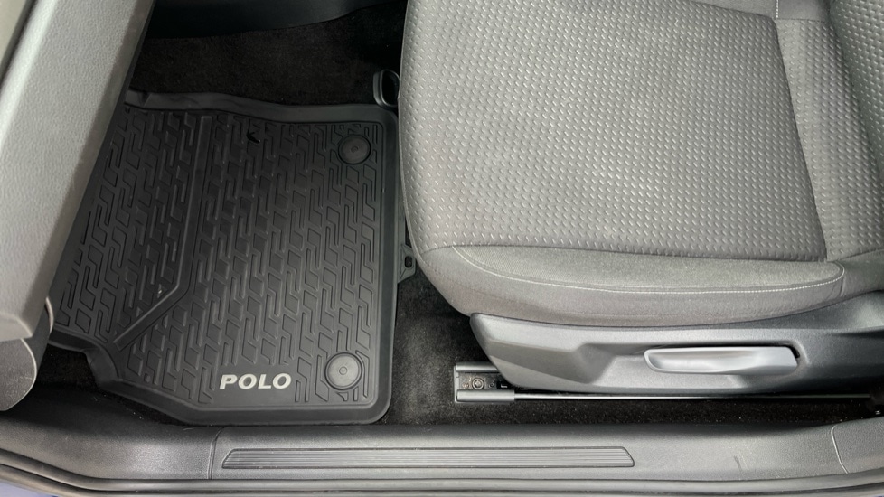 Used Volkswagen Polo 2020 for sale - 76140264: Photo 31