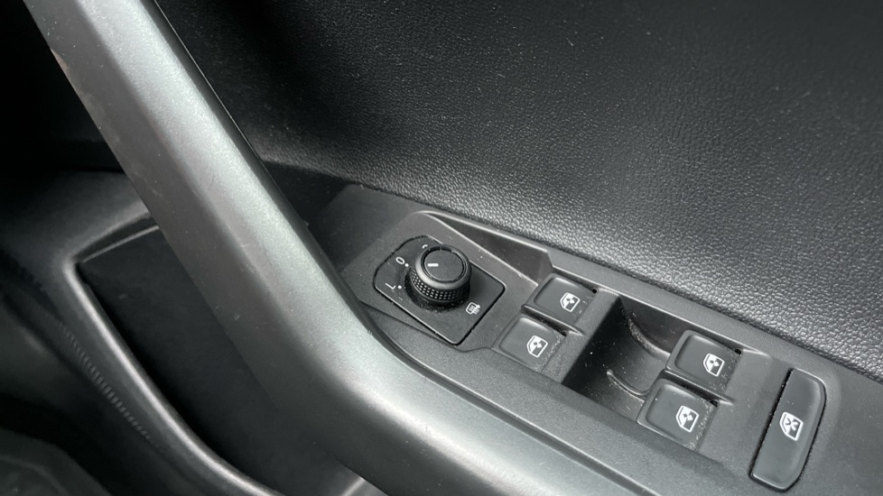 Used Volkswagen Polo 2020 for sale - 76140264: Photo 38