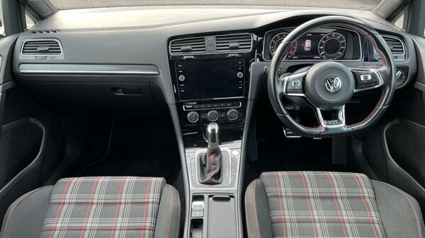 Used Volkswagen Golf 2019 for sale - 76124699: Photo 11