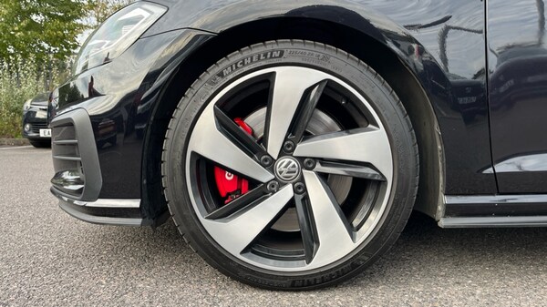 Used Volkswagen Golf 2019 for sale - 76124699: Photo 17