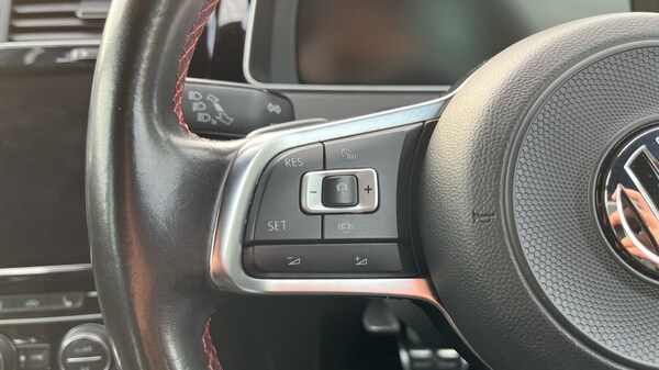 Used Volkswagen Golf 2019 for sale - 76124699: Photo 22