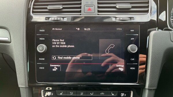 Used Volkswagen Golf 2019 for sale - 76124699: Photo 35
