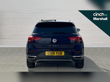 Used Volkswagen T-Roc 2019 for sale - 76328163: Photo