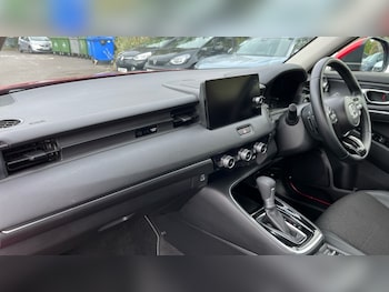 Used Honda HR-V 2023 for sale - 76196066: Photo 2