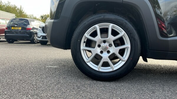 Used Jeep Renegade 2019 for sale - 76130574: Photo 19