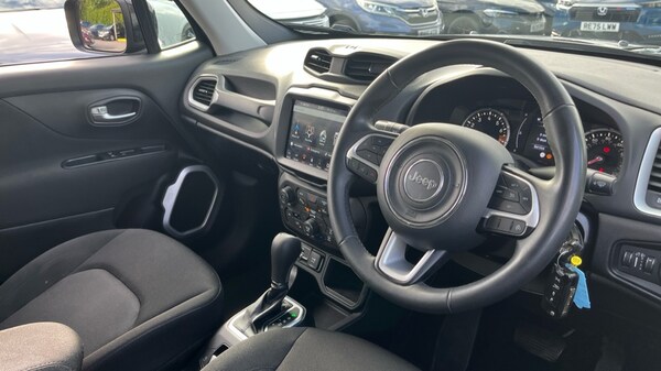 Used Jeep Renegade 2019 for sale - 76130574: Photo 9