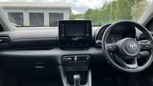 Used Toyota Yaris 2023 for sale - 75285849: Photo 12