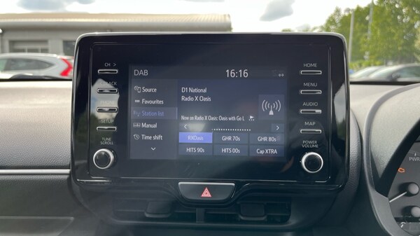 Used Toyota Yaris 2023 for sale - 75285849: Photo 33