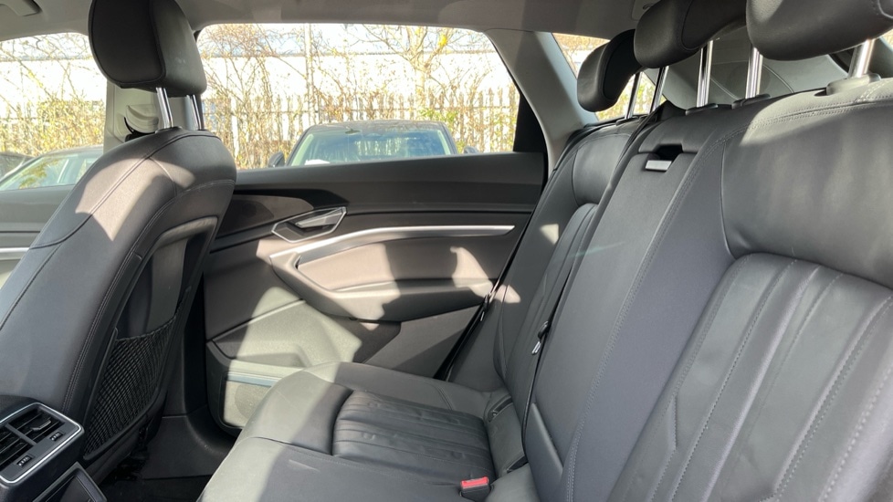 Used Audi e-tron 2020 for sale - 76479593: Photo 14