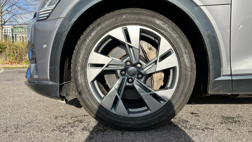 Used Audi e-tron 2020 for sale - 76479593: Photo 17